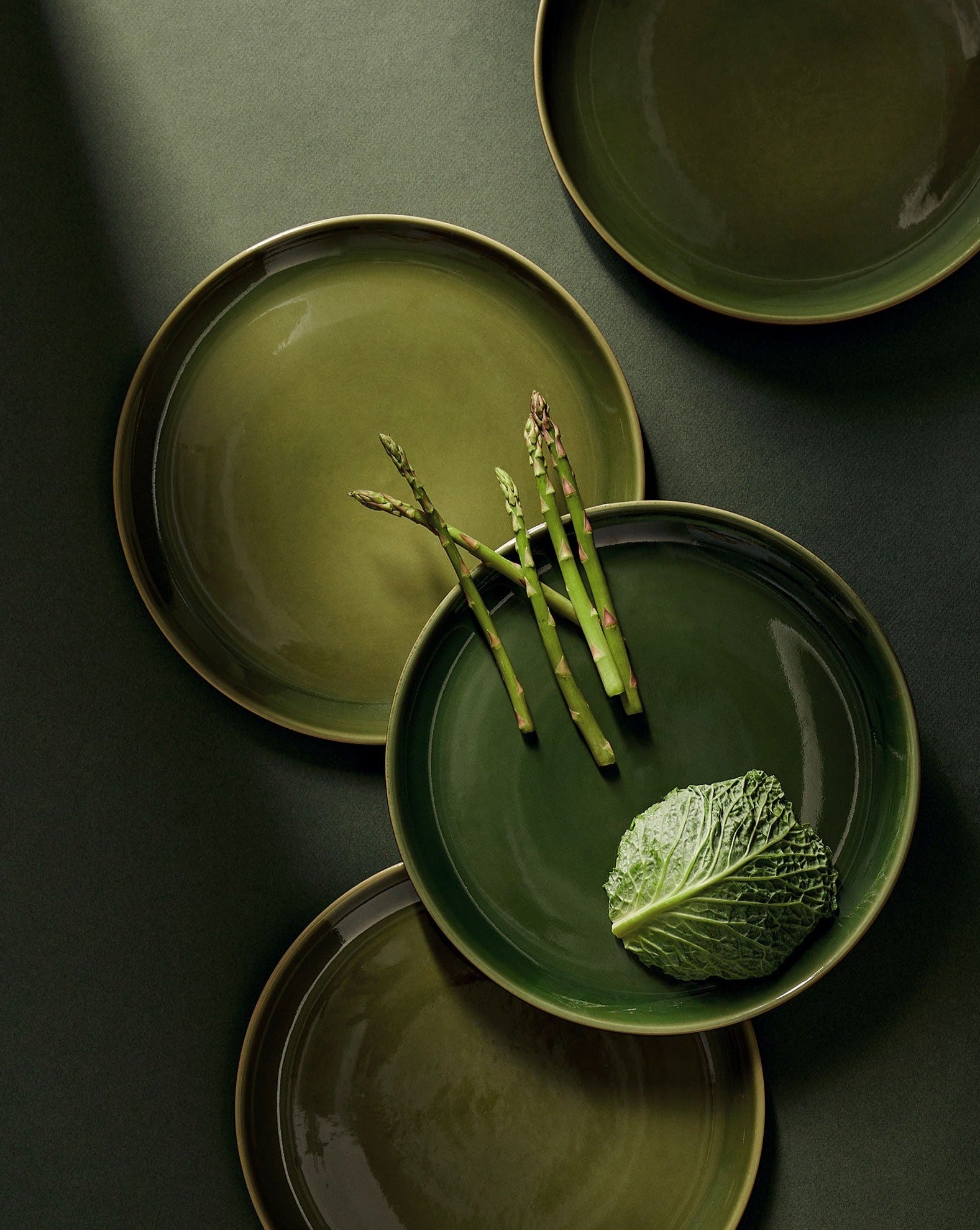 Dinnerware top