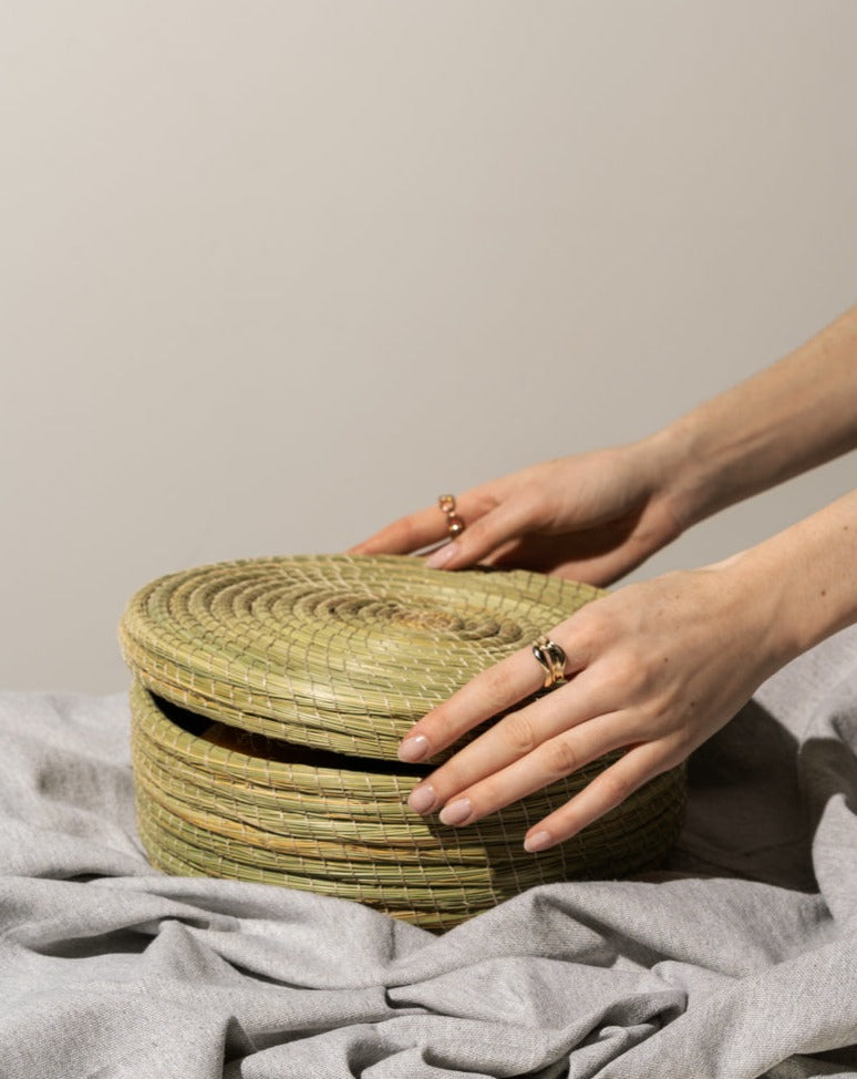 Natural Halfa Basket with Cover